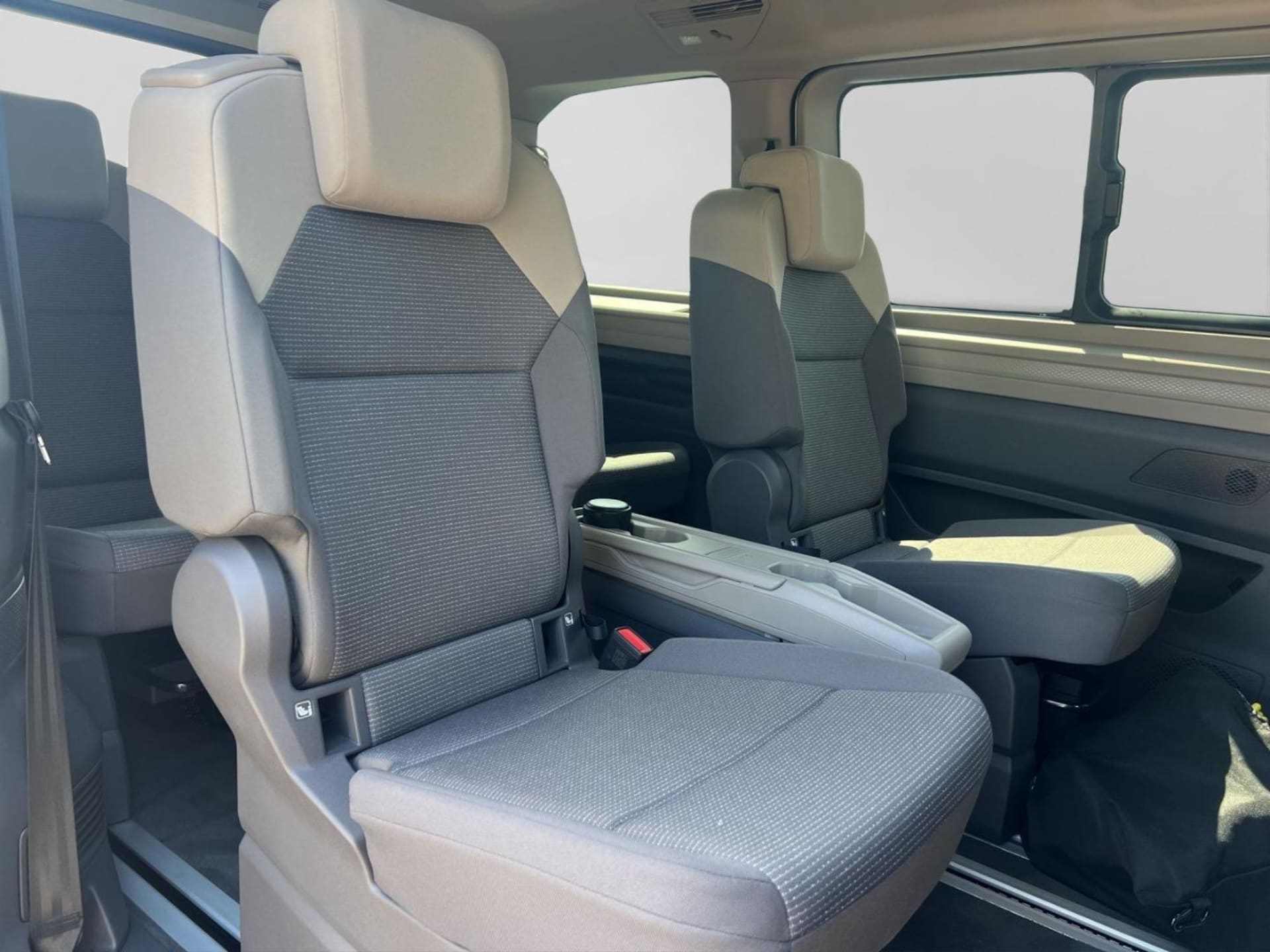 Volkswagen Multivan Basis-Modell