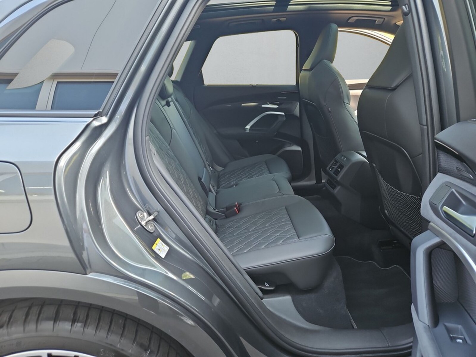 Audi SQ5 – Bild 12