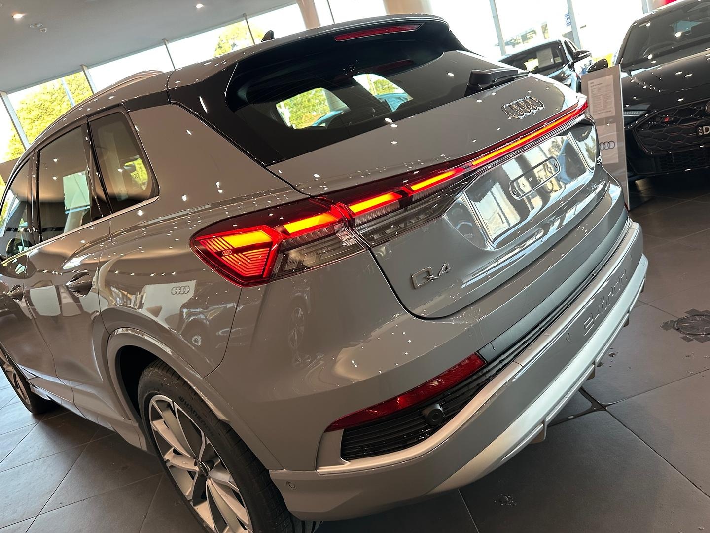 Image about Audi Q4 e-tron 55 e-tron quattro