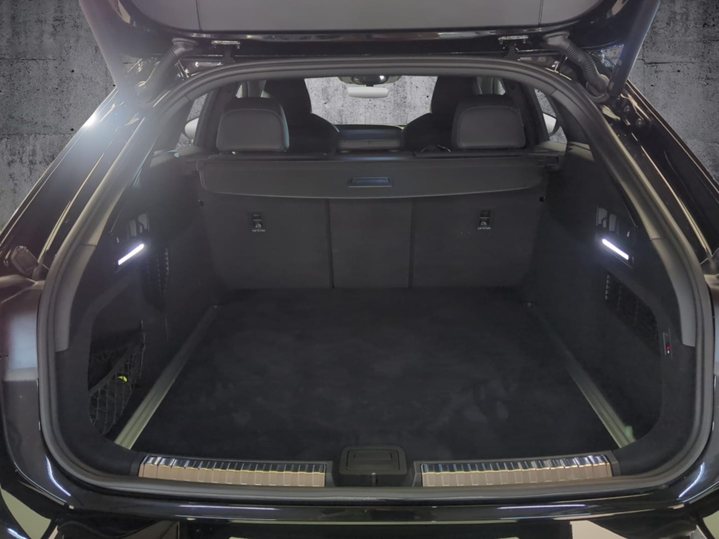 Bild über Audi A6 Avant TFSI 150 kW S tronic - für weitere Informationen kontaktieren Sie den Audi Partner