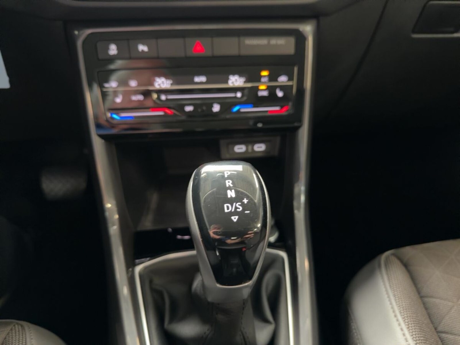Volkswagen T-Cross – Bild 14