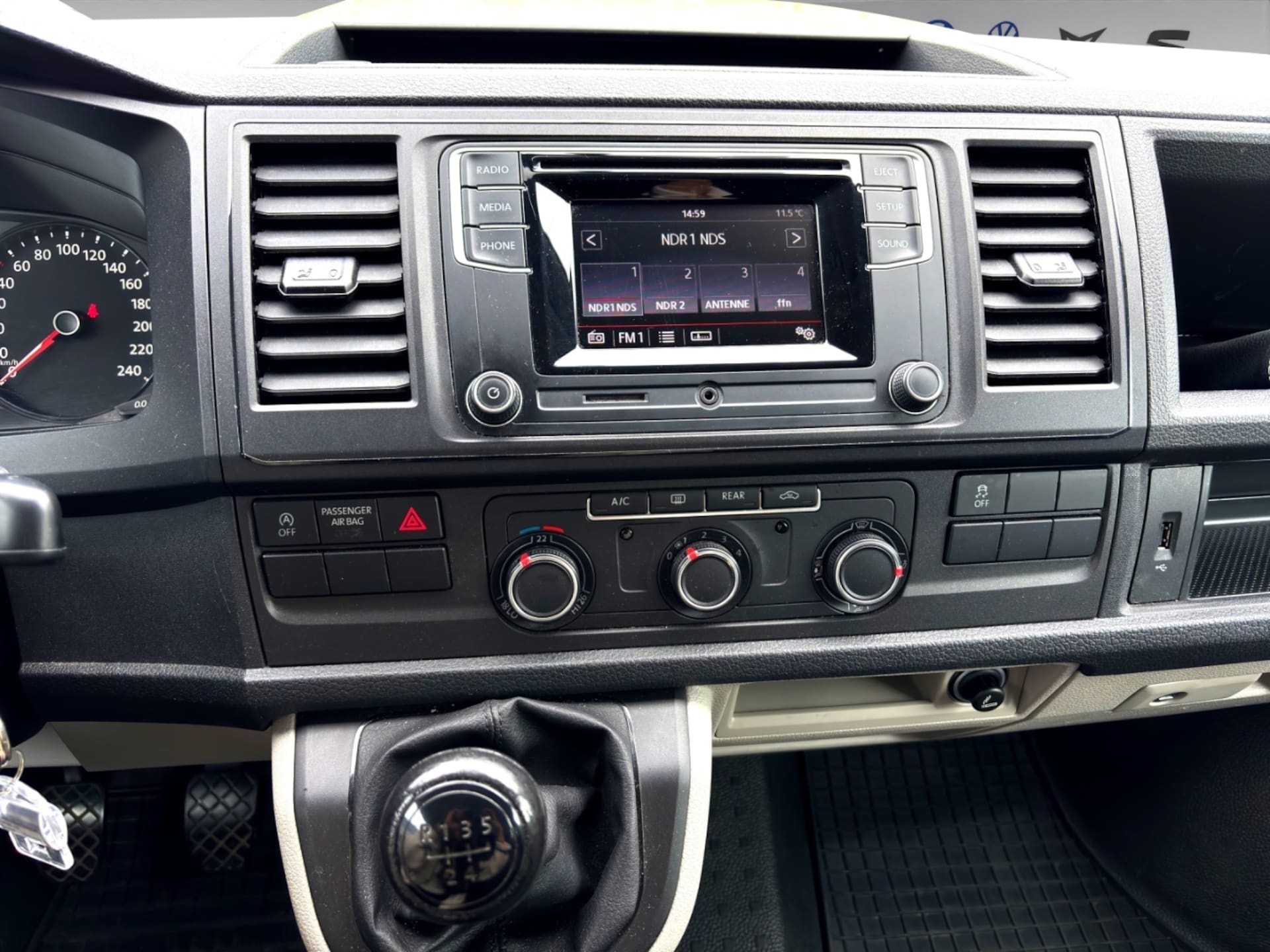 Volkswagen T6 Caravelle Trendline
