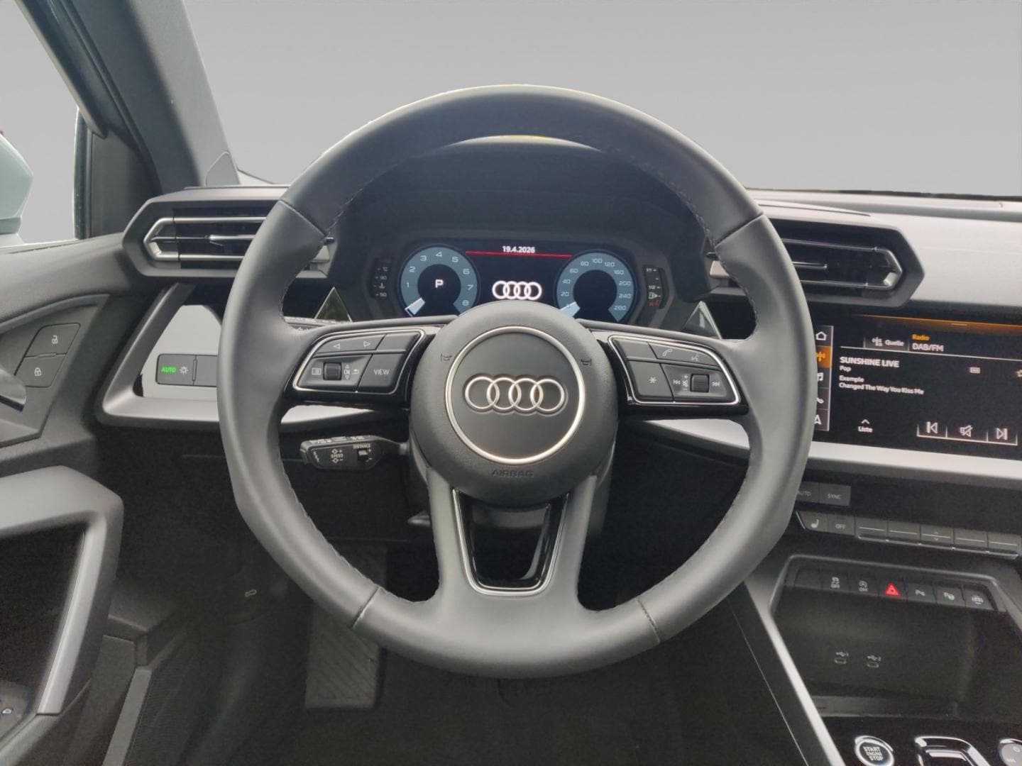 Bild über Audi A3 allstreet 35 TFSI S tronic - für weitere Informationen kontaktieren Sie den Audi Partner