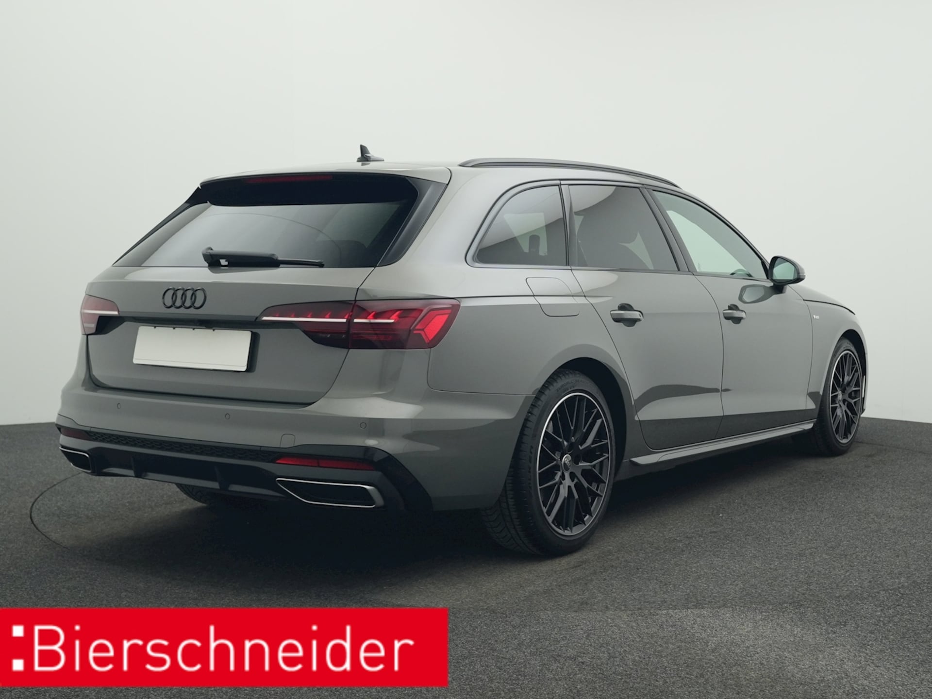 Audi A4 Avant S line