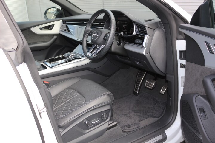 Image about Audi Q8 55 TFSI quattro S line 250(340) kW(PS) tiptronic