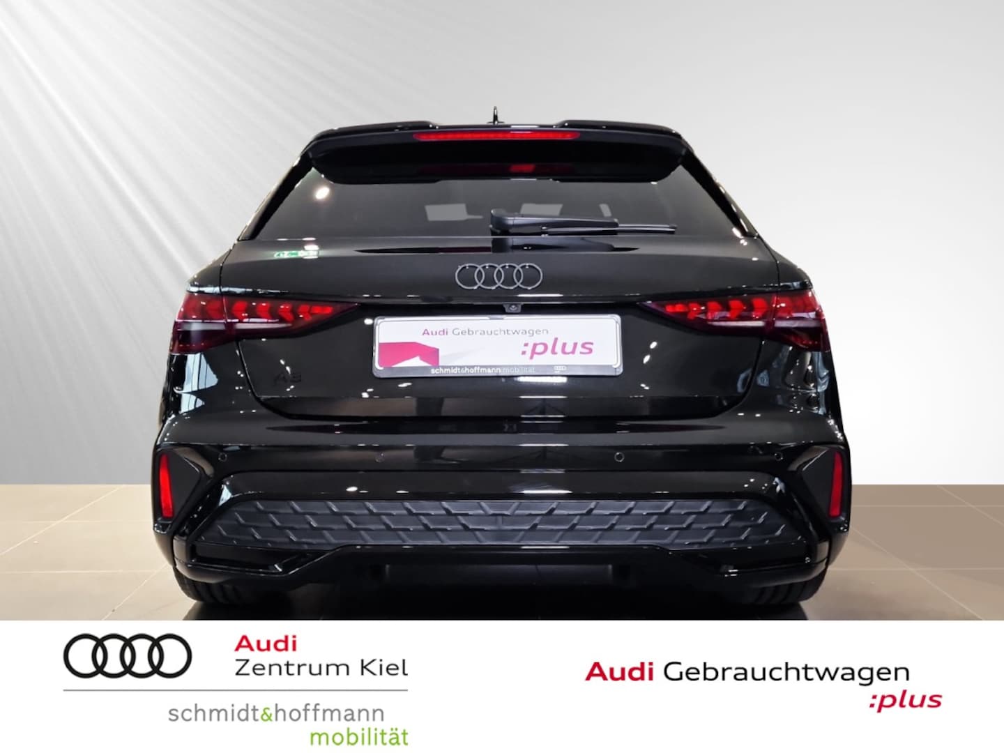 Bild über Audi A3 Sportback TFSI 110 kW S tronic - für weitere Informationen kontaktieren Sie den Audi Partner