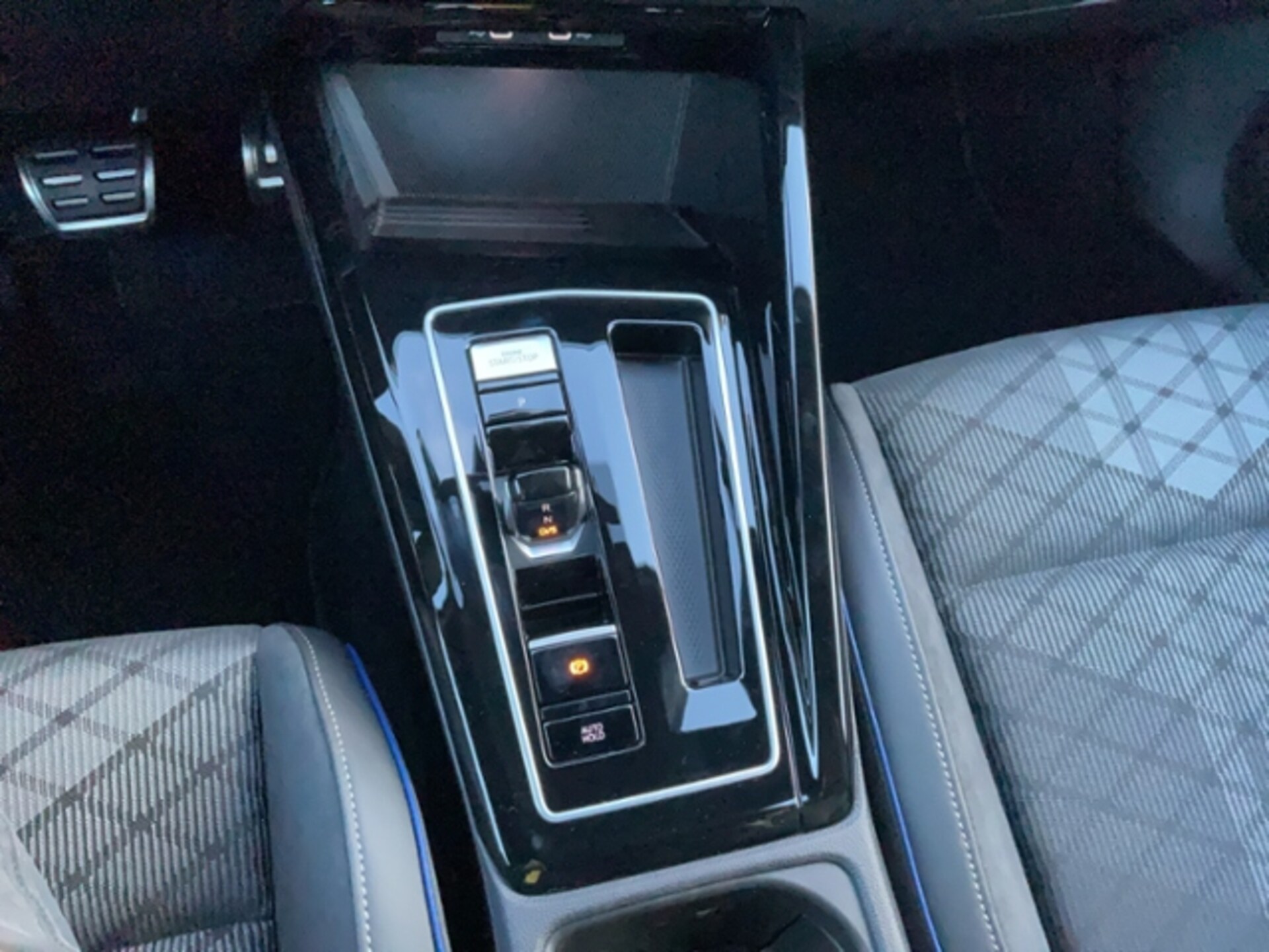 Volkswagen Golf Variant R-Line