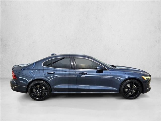 2022 Volvo S60