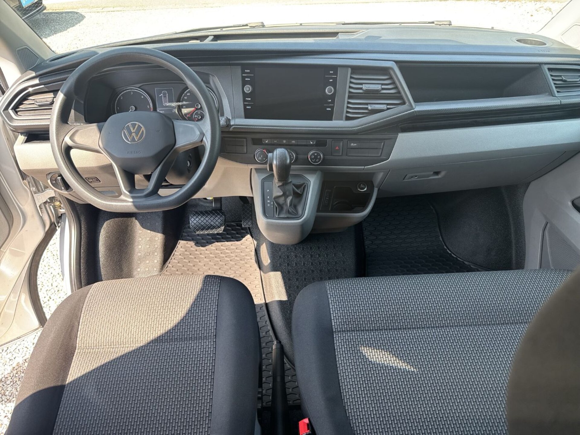 Volkswagen T6.1 Transporter Kasten kurzer Radstand