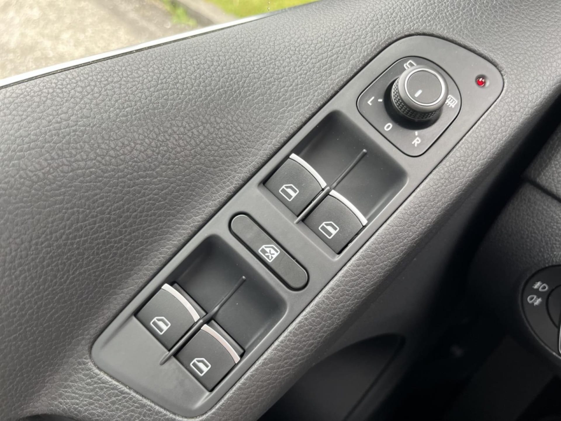 Volkswagen Tiguan LOUNGE Sport & Style