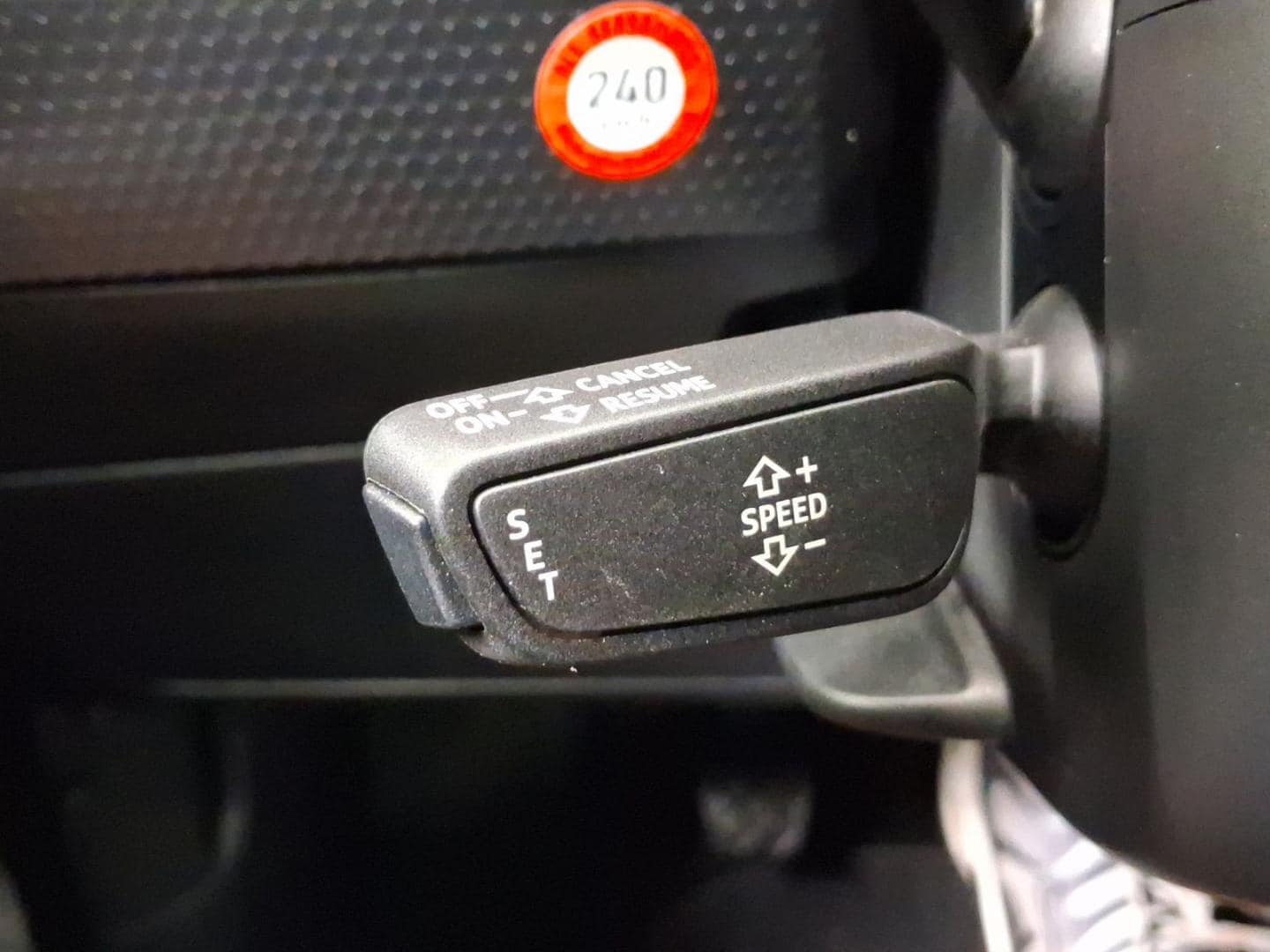Bild über Audi A1 Sportback S line 30 TFSI Schaltgetriebe - für weitere Informationen kontaktieren Sie den Audi Partner