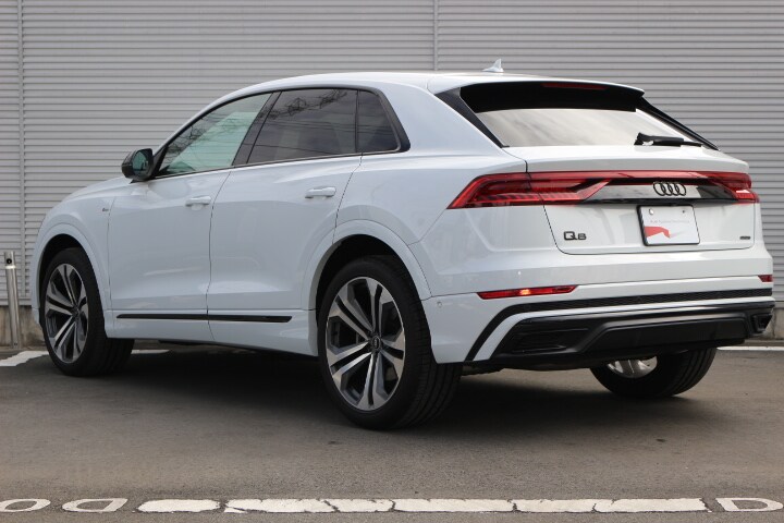 Image about Audi Q8 55 TFSI quattro S line 250(340) kW(PS) tiptronic