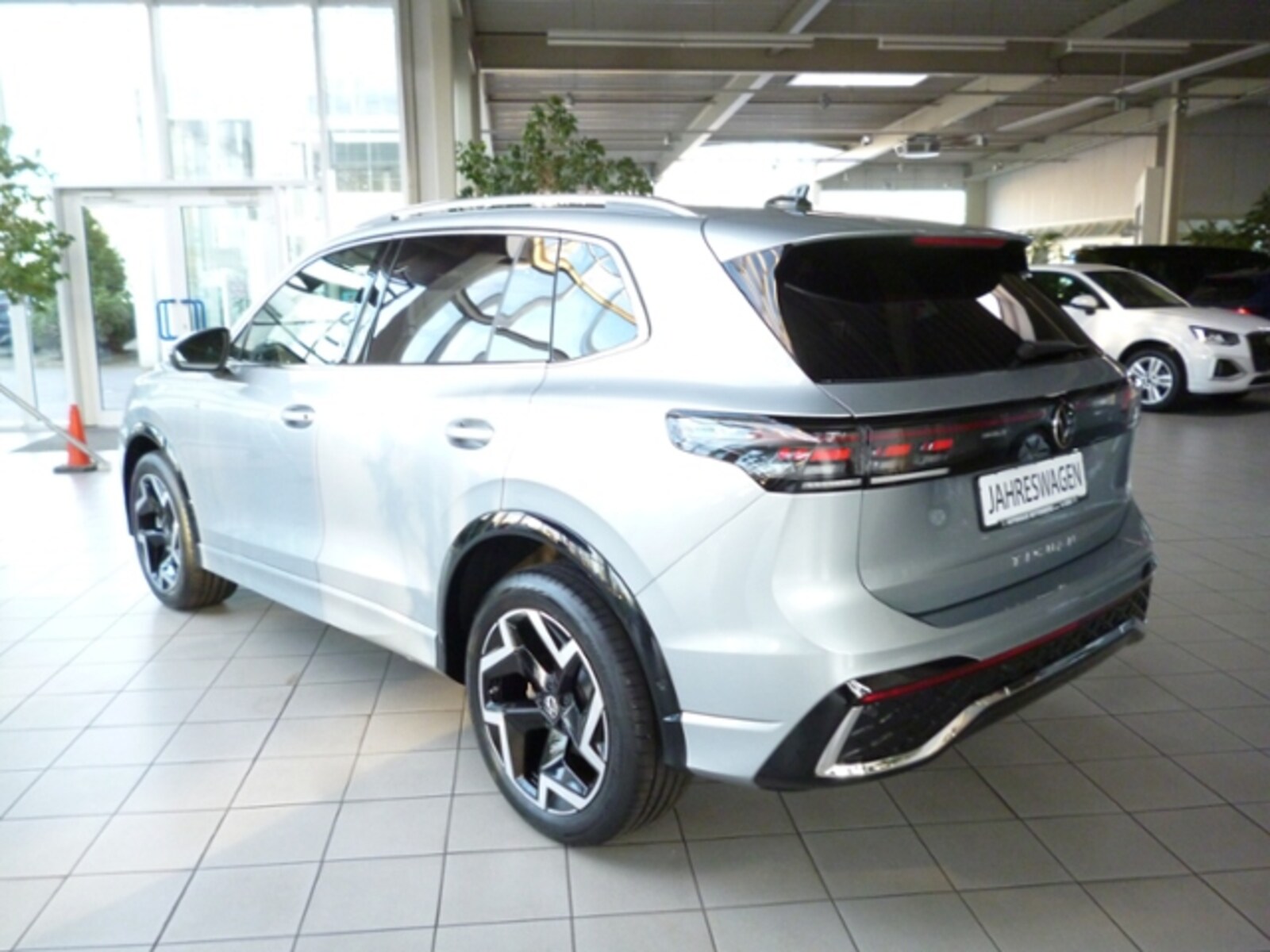 Volkswagen Tiguan – Bild 4