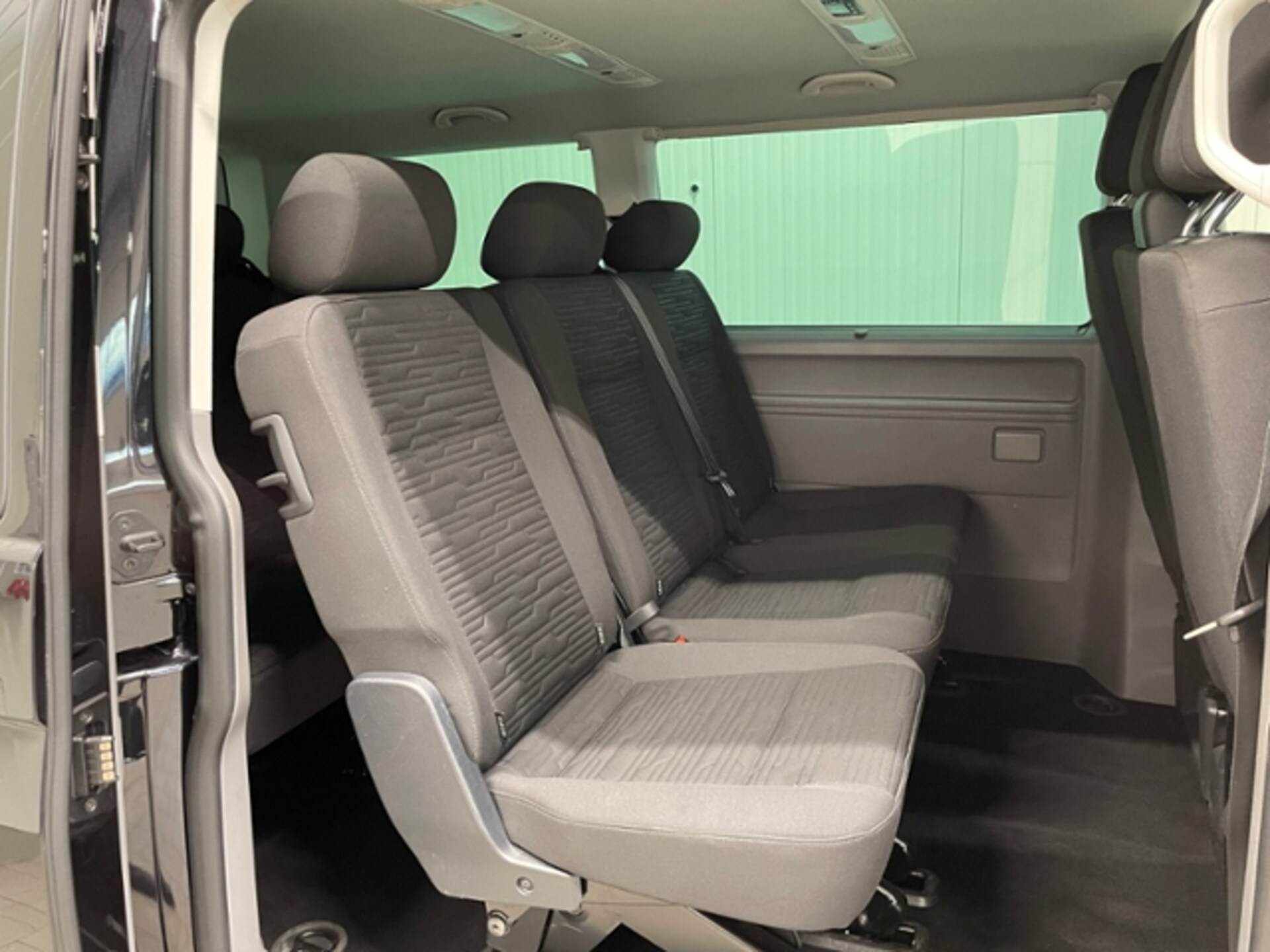 Volkswagen T6.1 Caravelle kurzer Radstand Comfortline