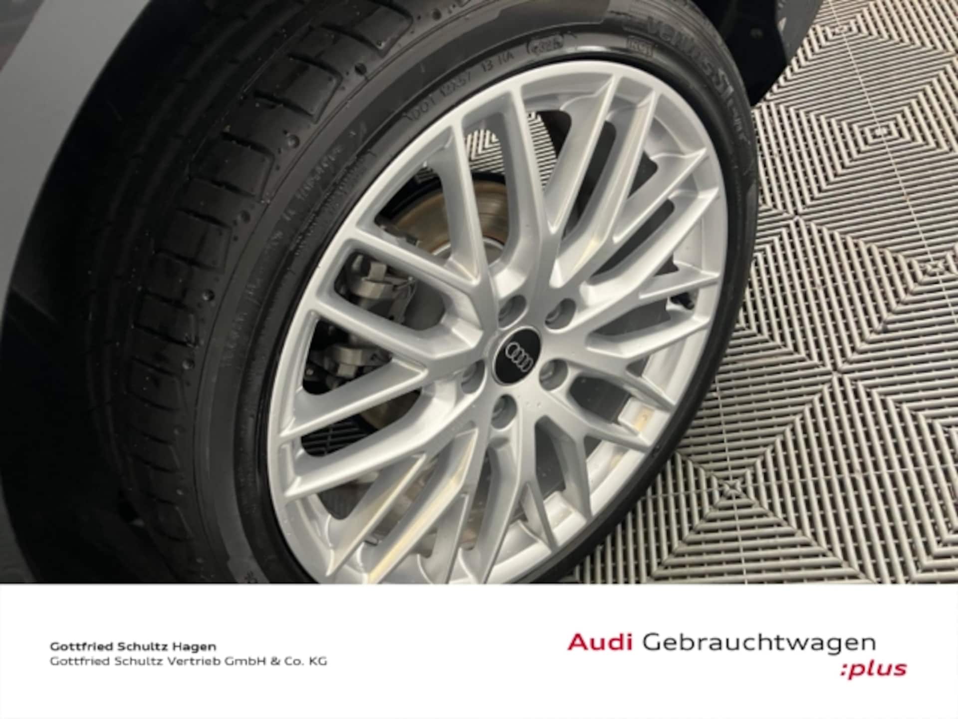 Audi Q2 S line