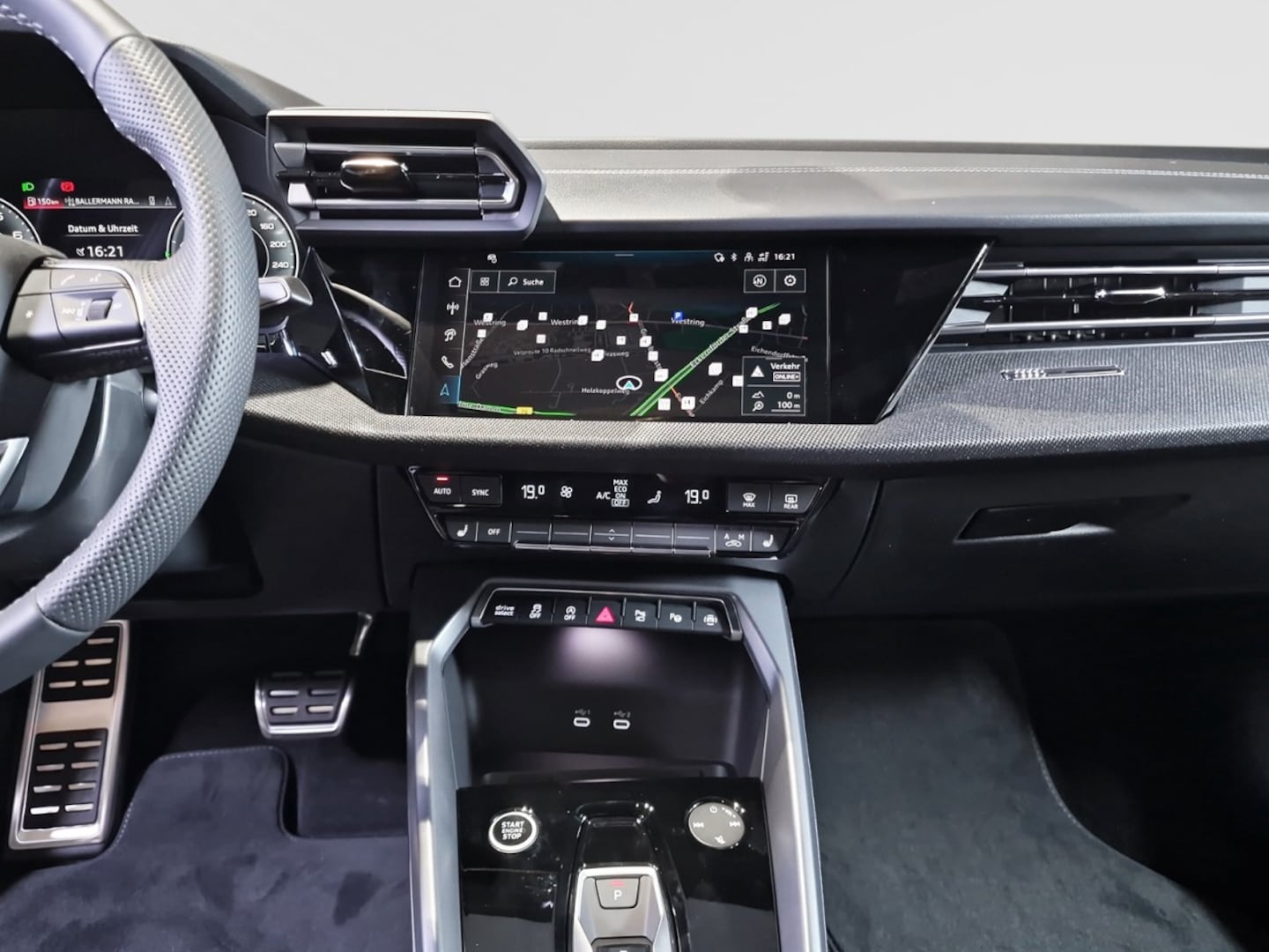 Bild über Audi A3 Sportback TFSI 110 kW S tronic - für weitere Informationen kontaktieren Sie den Audi Partner