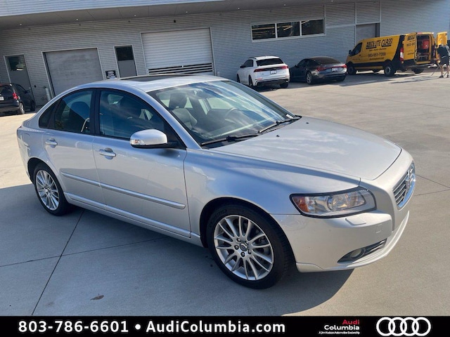 Photo of 2009 Volvo S40