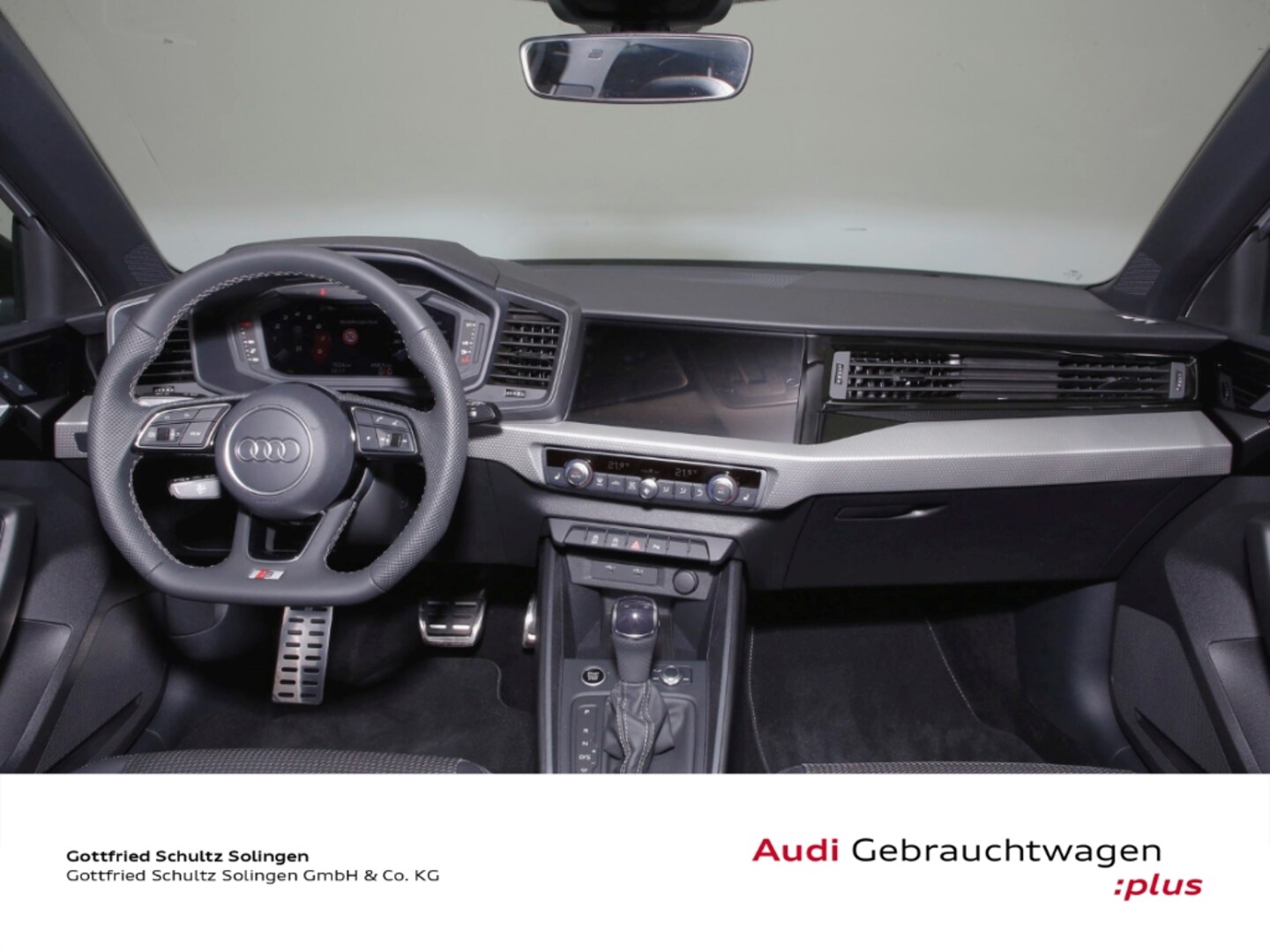 Bild über Audi A1 Sportback S line 35 TFSI S tronic - für weitere Informationen kontaktieren Sie den Audi Partner