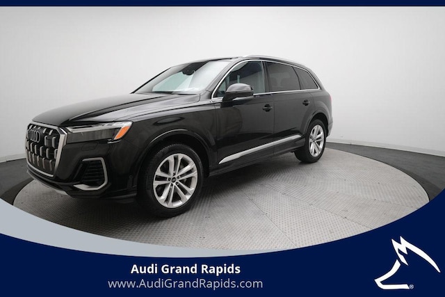 Photo of 2025 Audi Q7