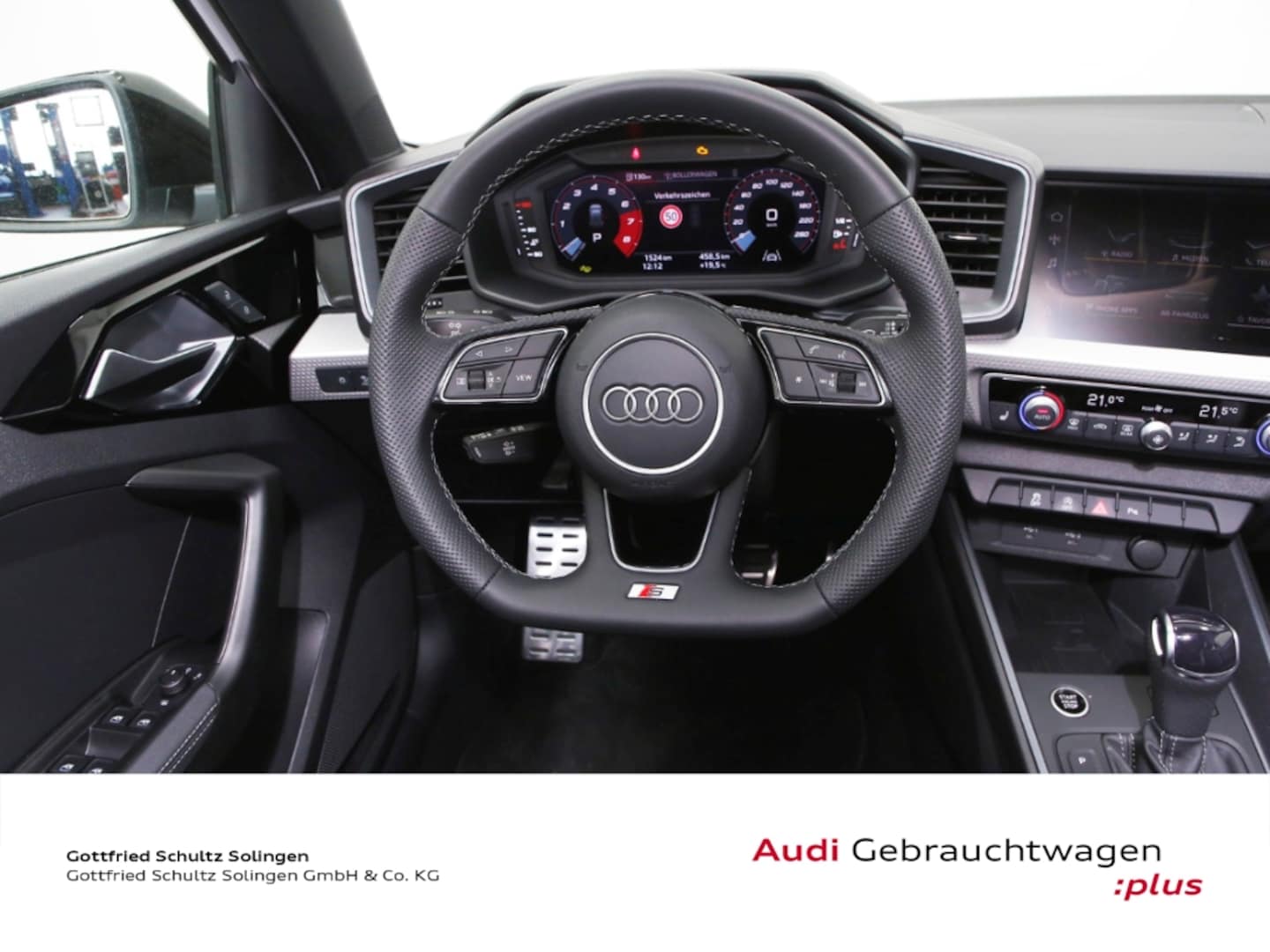 Bild über Audi A1 Sportback S line 35 TFSI S tronic - für weitere Informationen kontaktieren Sie den Audi Partner