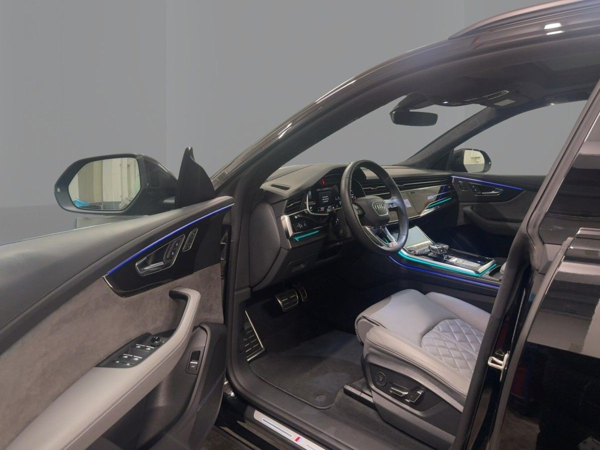 Audi SQ8 SUV