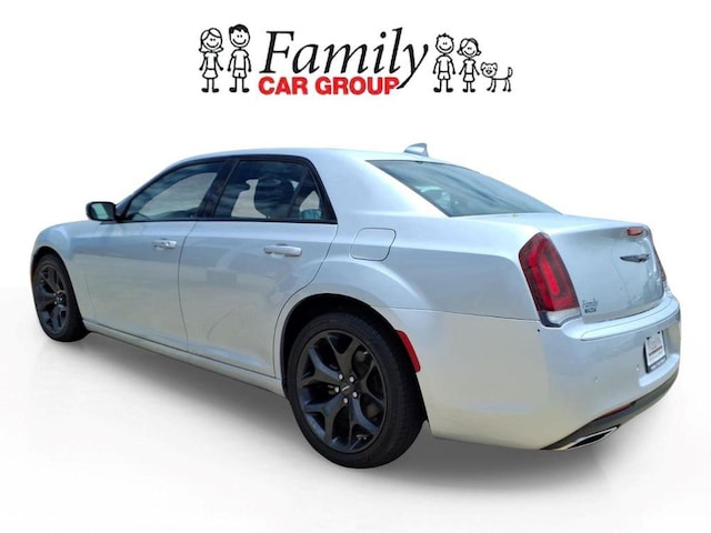 2023 Chrysler 300