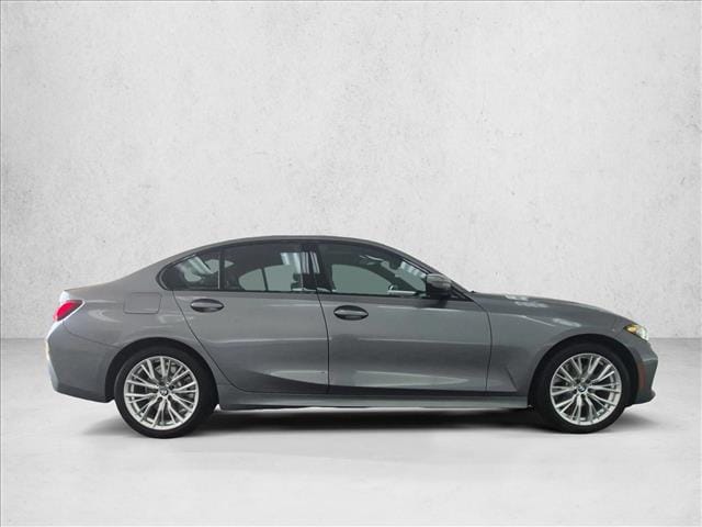 2023 BMW 330i