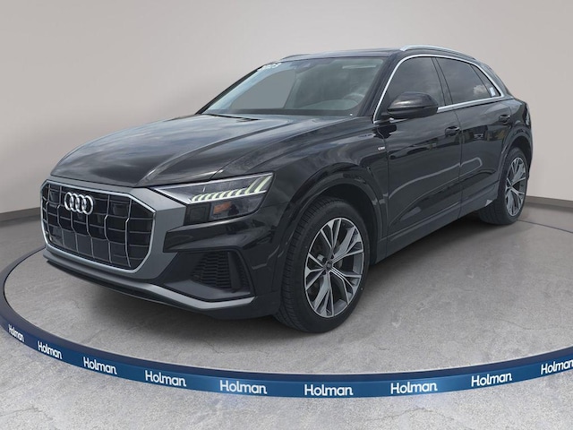 Photo of 2023 Audi Q8
