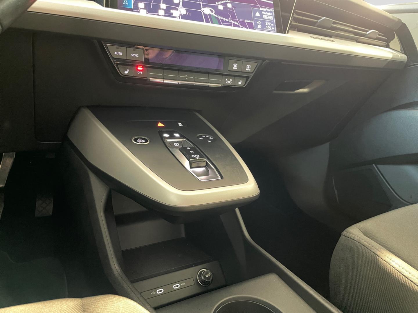 Image about Audi Q4 e-tron 40 e-tron