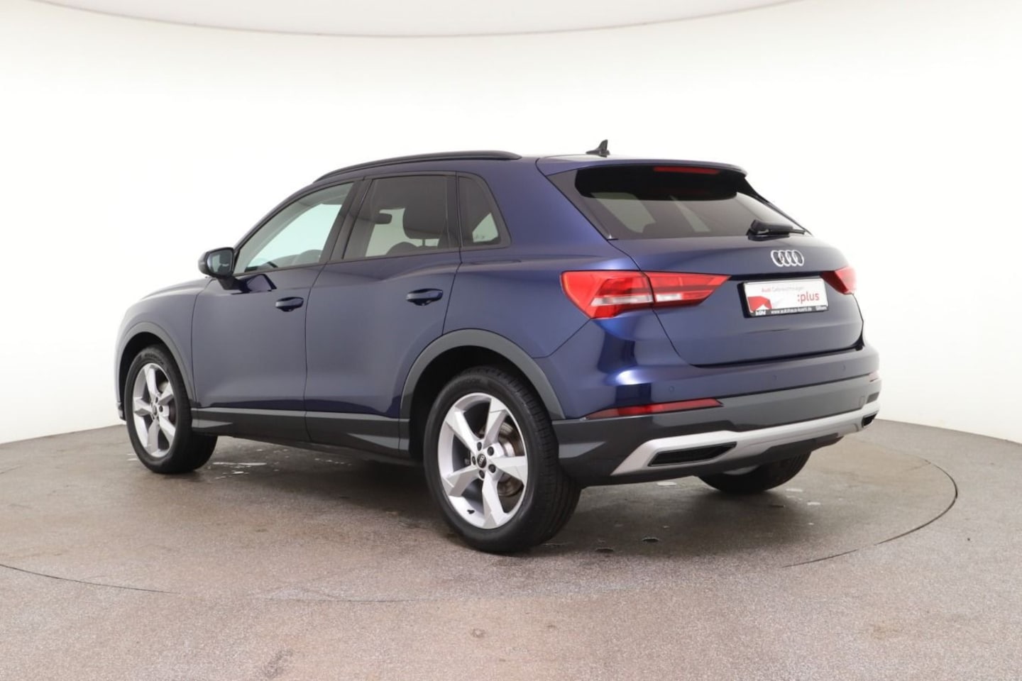 Bild über Audi Q3 TFSI 110 kW S tronic - für weitere Informationen kontaktieren Sie den Audi Partner