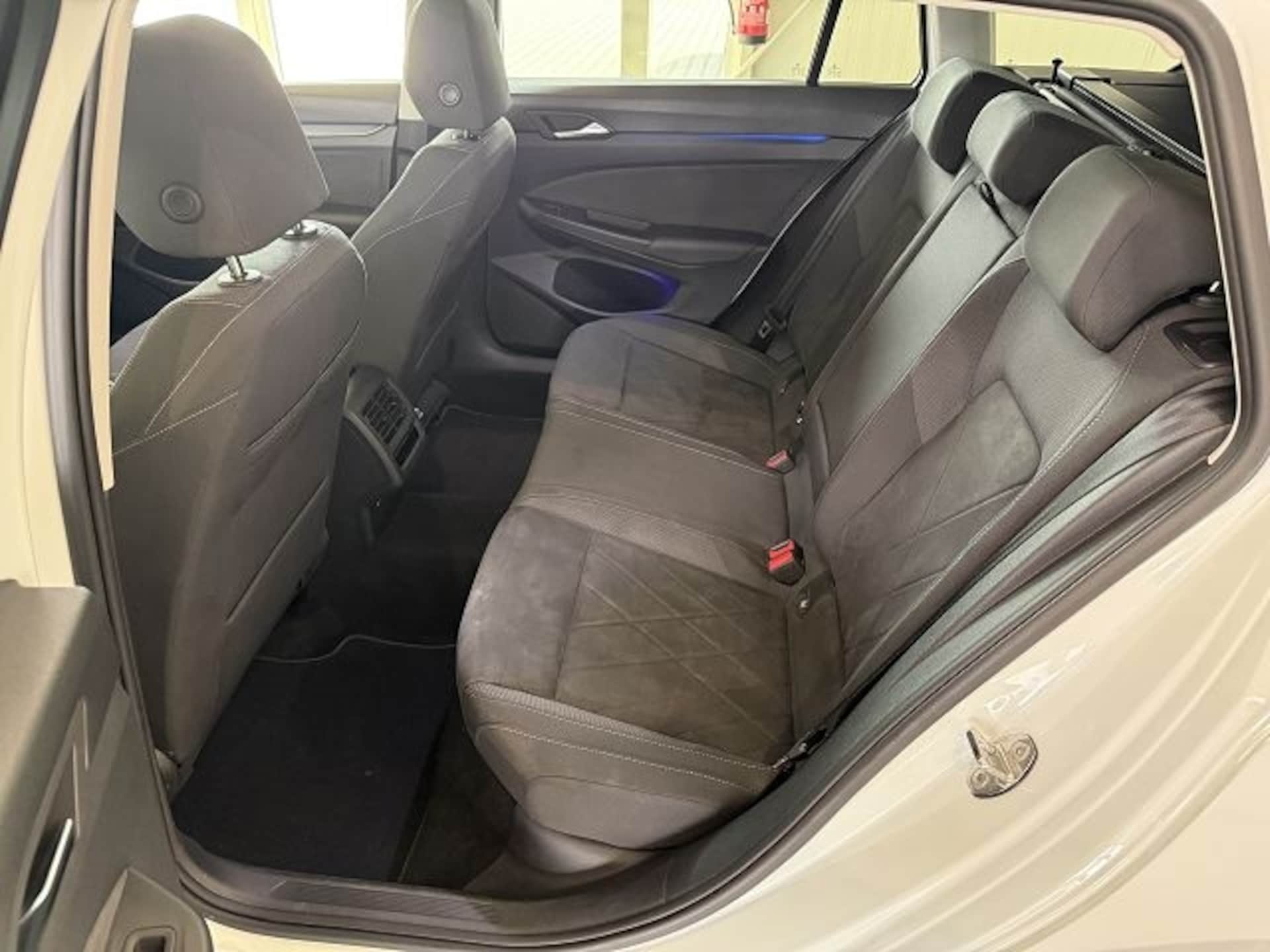 Volkswagen Golf Variant Style