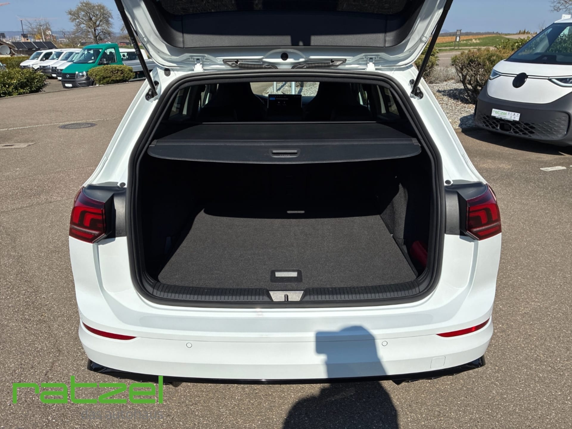Volkswagen Golf Variant R-Line