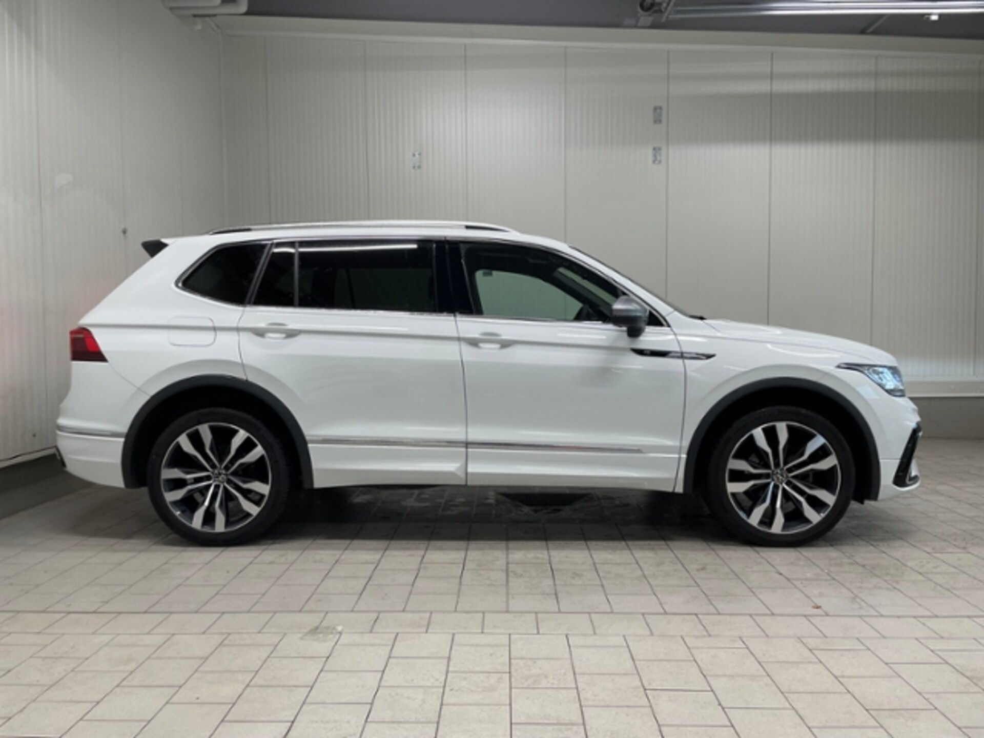 Volkswagen Tiguan Allspace R-Line