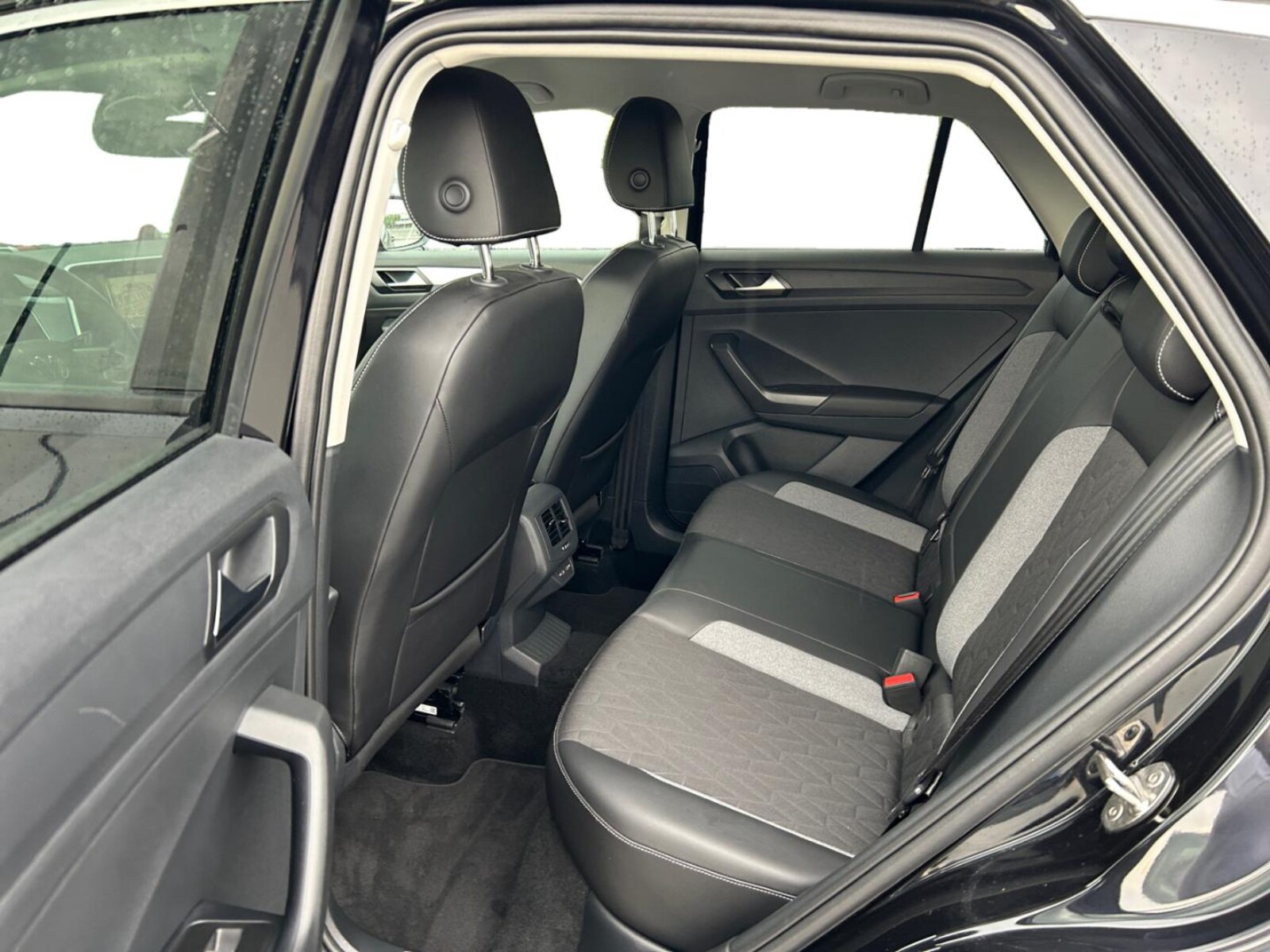 Volkswagen T-Roc – Bild 9