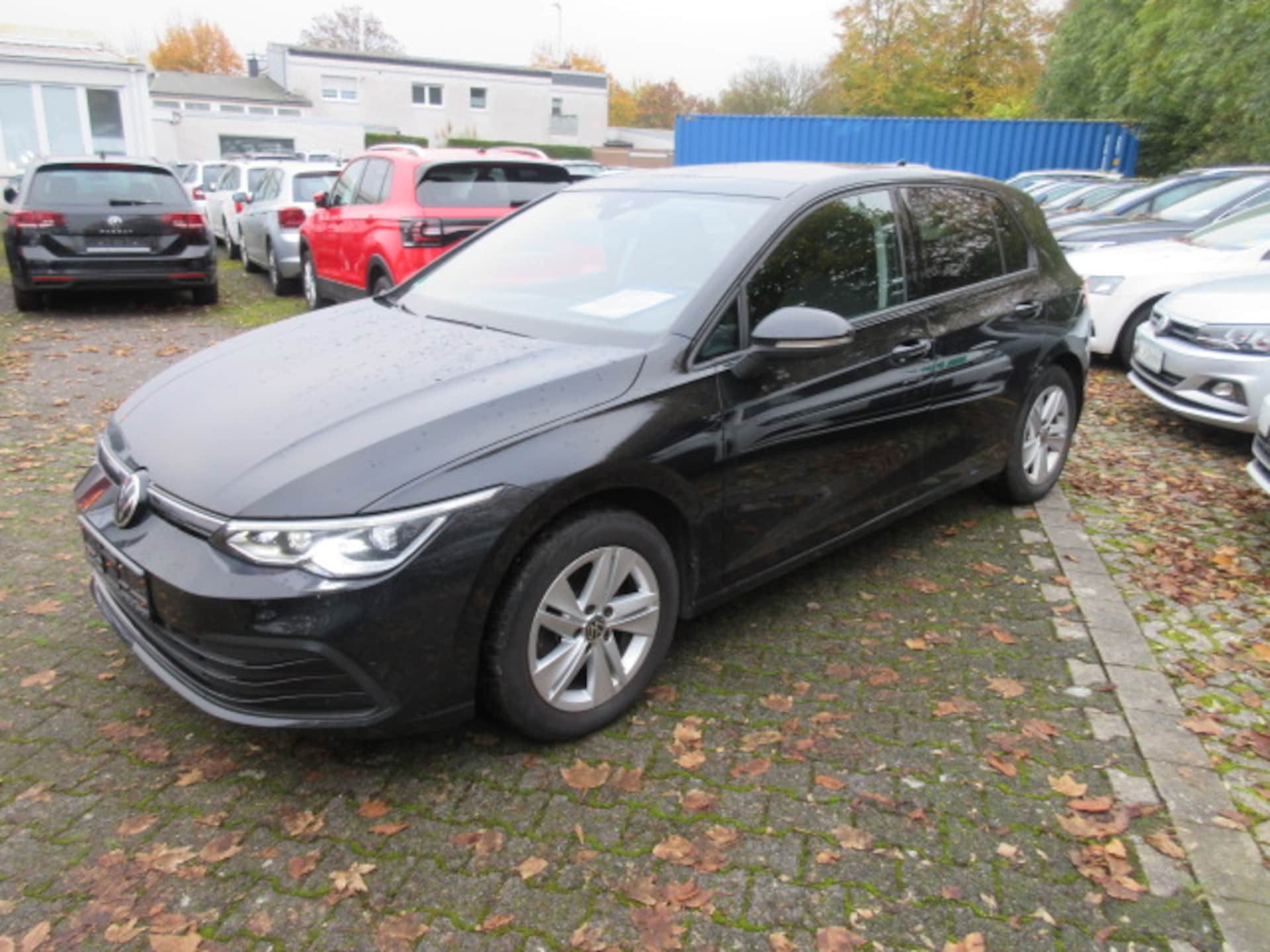 Volkswagen Golf Life