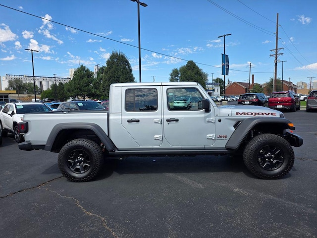 2023 Jeep Gladiator