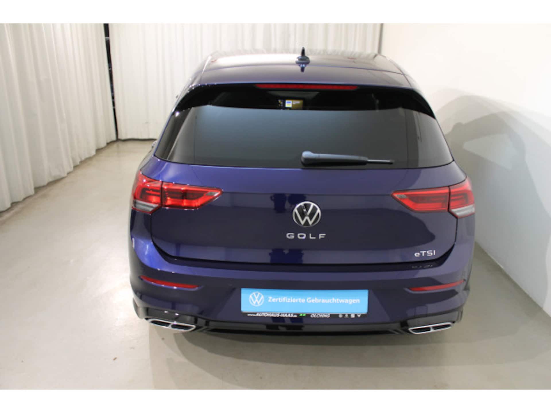 Volkswagen Golf R-Line