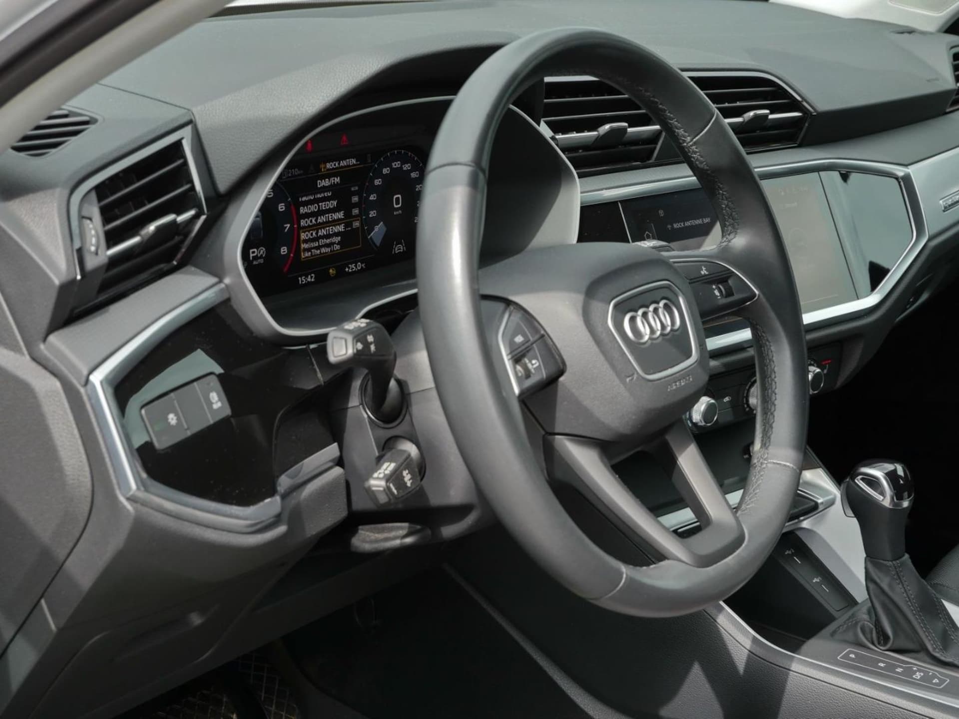 Audi Q3 Sportback S line
