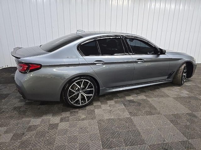 2021 BMW M550i
