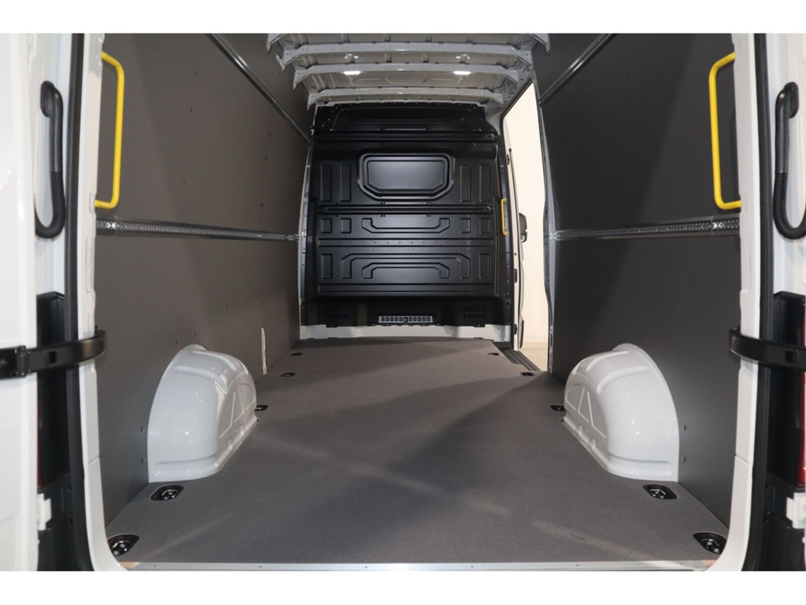 Volkswagen Crafter Kasten langer Radstand – Bild 5