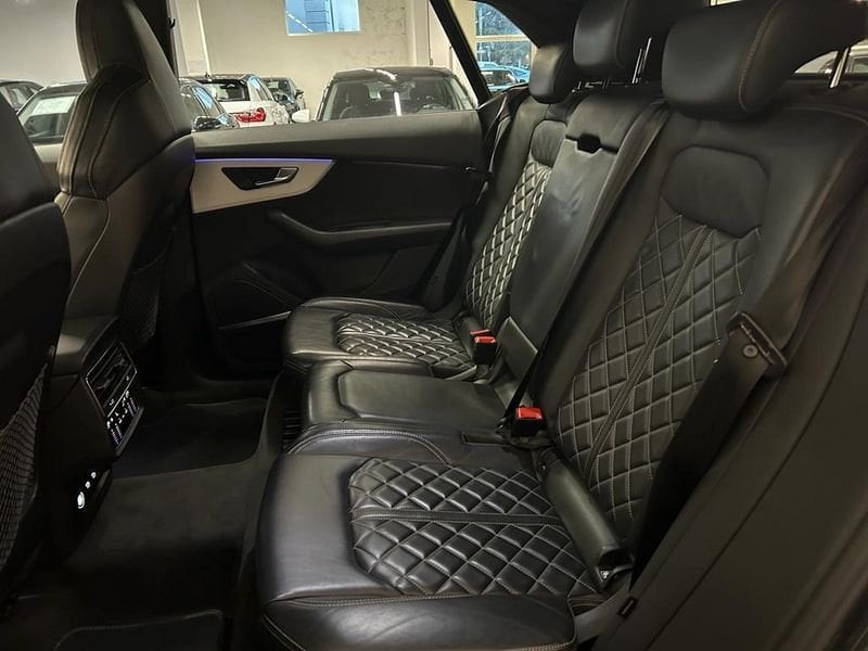 Audi Q8 SUV