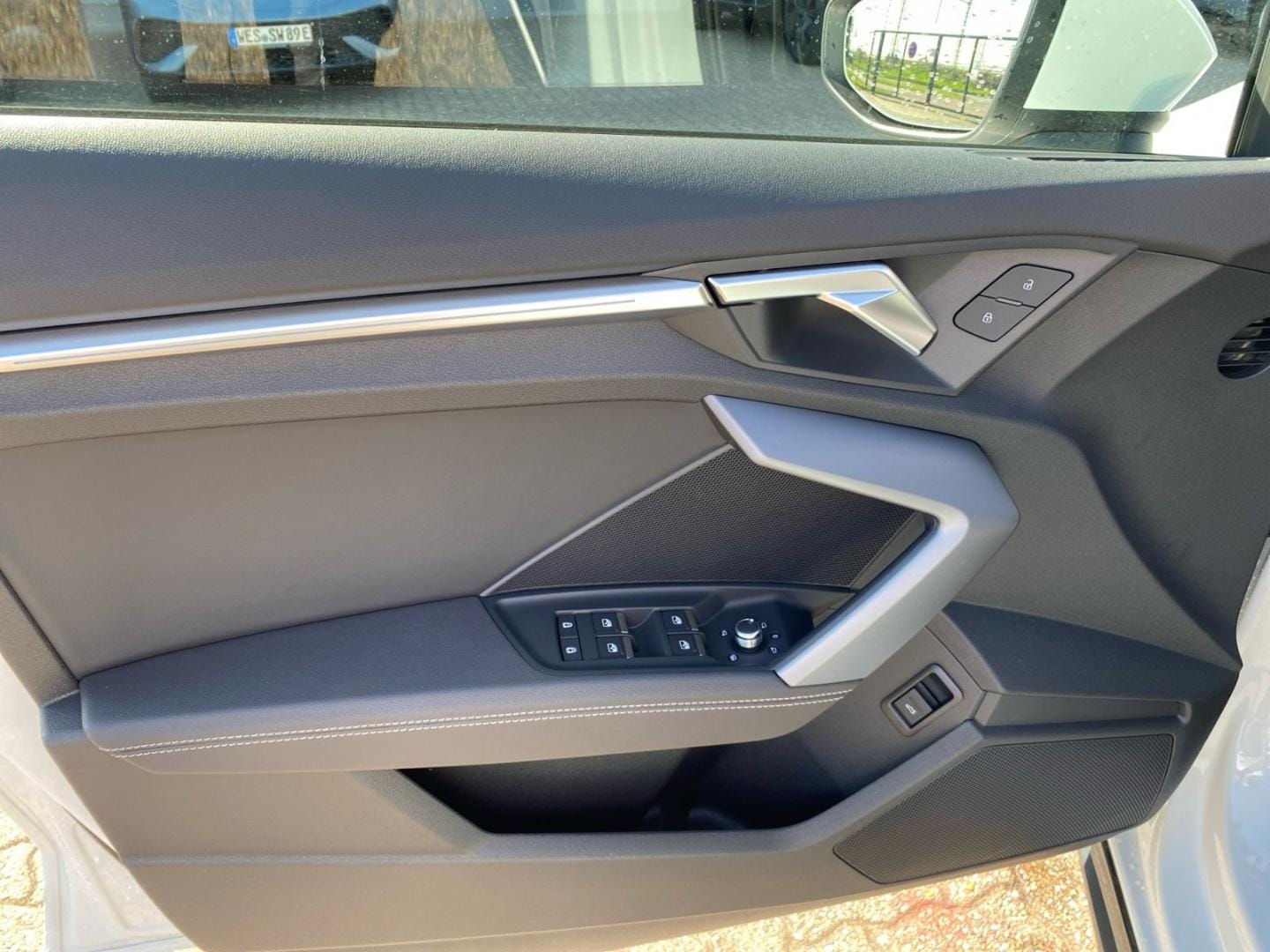 Bild über Audi A3 allstreet 35 TDI S tronic - für weitere Informationen kontaktieren Sie den Audi Partner