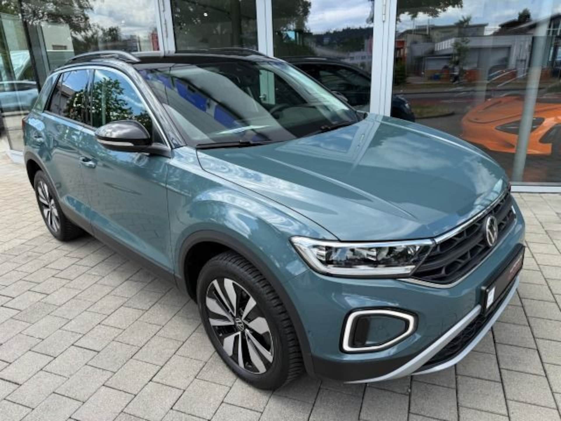 Volkswagen T-Roc Life