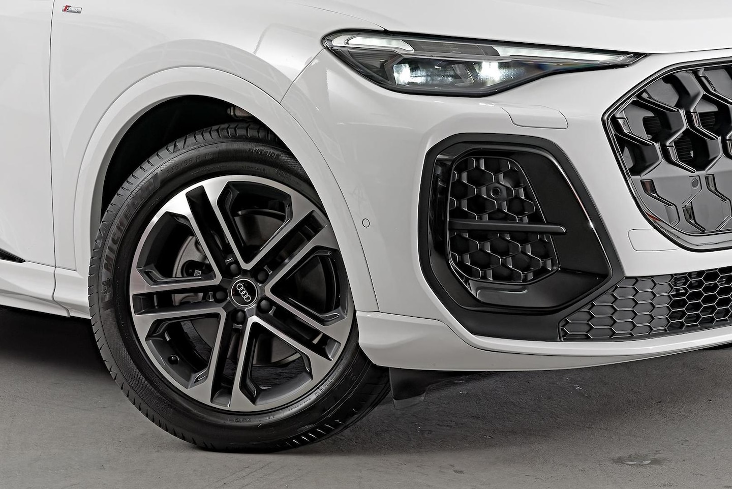 Image about Audi Q5 SUV TFSI 150 kW