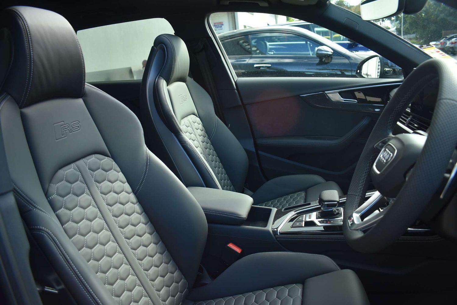 Audi RS 4 Avant