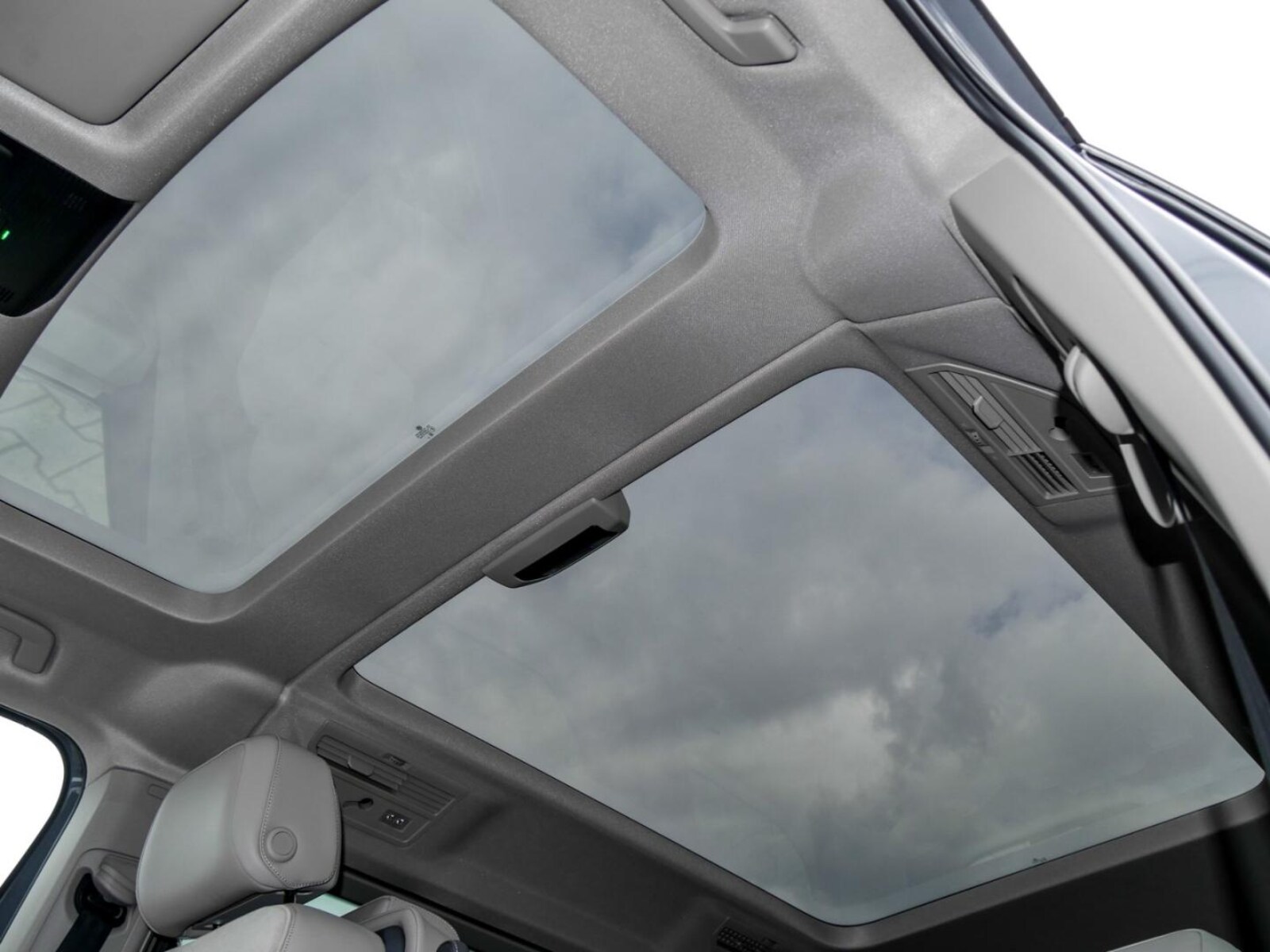 Volkswagen Multivan – Bild 10