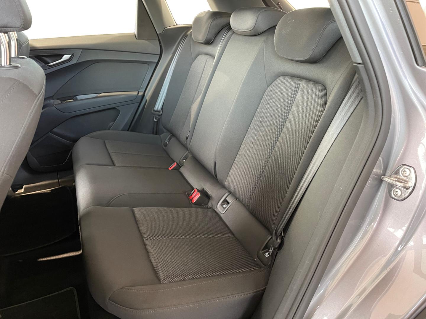 Image about Audi Q4 e-tron 40 e-tron
