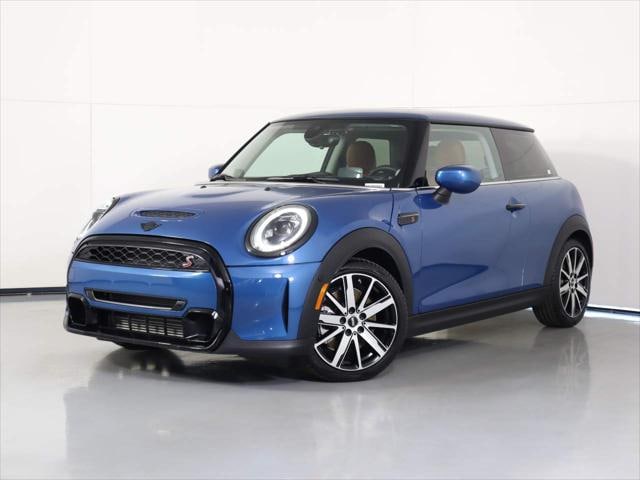 2023 MINI 3 Door