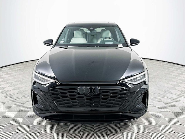2024 Audi Q8 Sportback e-tron