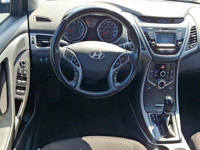 2016 Hyundai Elantra